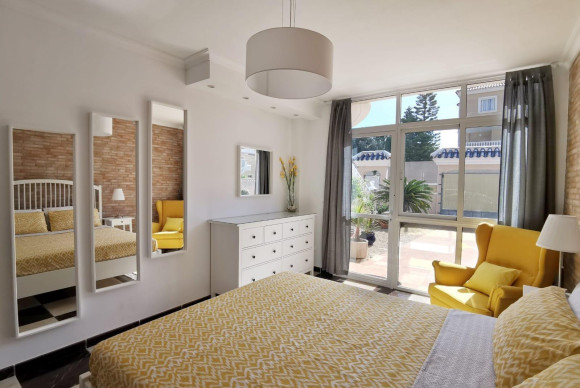 Revente - House - Orihuela Costa - La Florida