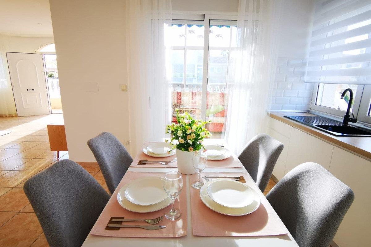 Revente - House - Orihuela Costa - La Florida