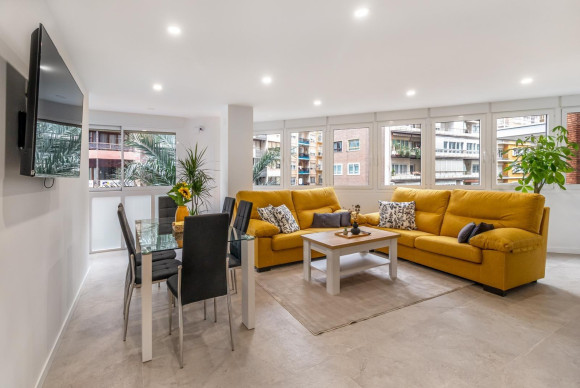 Herverkoop - Appartement  - Alicante - Centro Tradicional