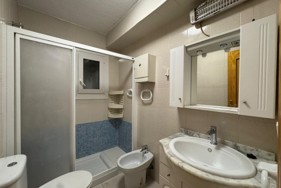 Reventa - Apartamento / piso - Torrevieja - Playa del Cura