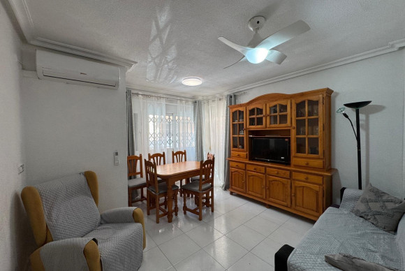 Reventa - Apartamento / piso - Torrevieja - Playa del Cura