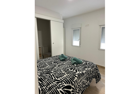 Revente - Casa de Pueblo - Benidorm - Levante