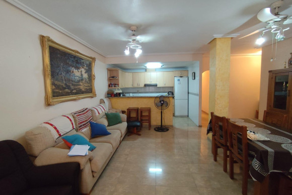 Reventa - Apartamento / piso - Torrevieja - Estacion de autobuses