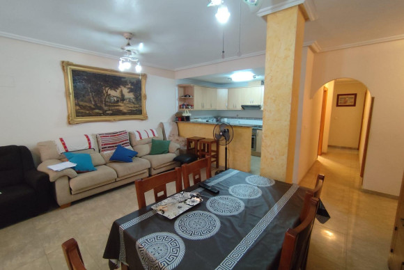 Reventa - Apartamento / piso - Torrevieja - Estacion de autobuses