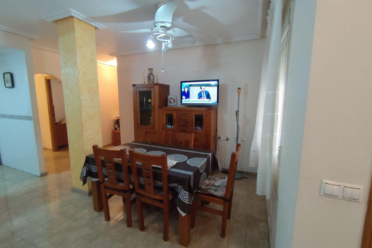 Reventa - Apartamento / piso - Torrevieja - Estacion de autobuses