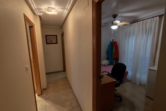 Reventa - Apartamento / piso - Torrevieja - Estacion de autobuses