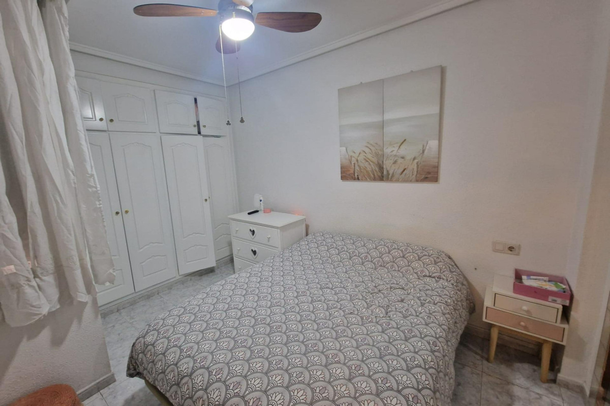 Reventa - Apartamento / piso - Torrevieja - Estacion de autobuses