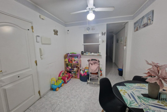 Reventa - Apartamento / piso - Torrevieja - Estacion de autobuses