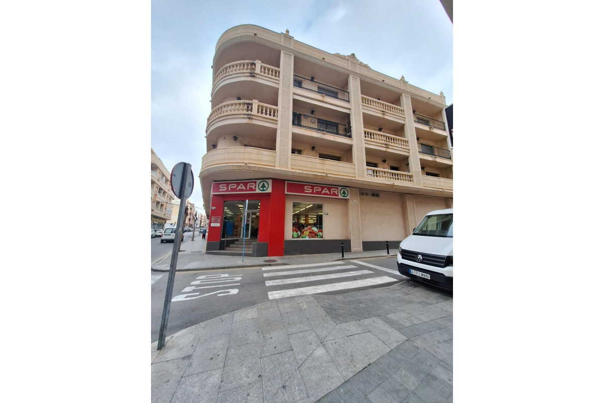 Resale - Apartment  - Torrevieja