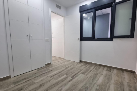 Herverkoop - Appartement  - Torrevieja - Playa del Cura