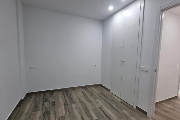 Herverkoop - Appartement  - Torrevieja - Playa del Cura