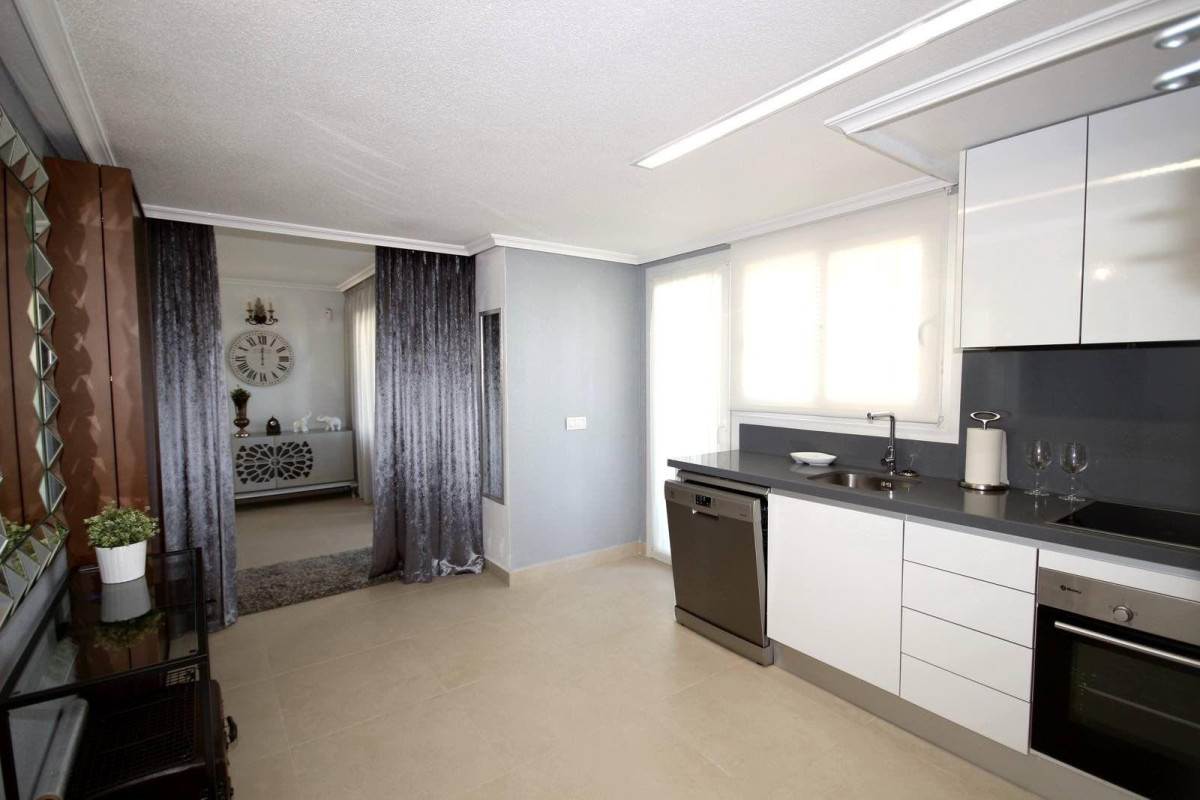 Reventa - Apartamento / piso - Torrevieja - Punta prima