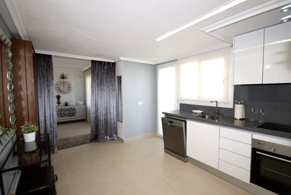 Reventa - Apartamento / piso - Torrevieja - Punta prima