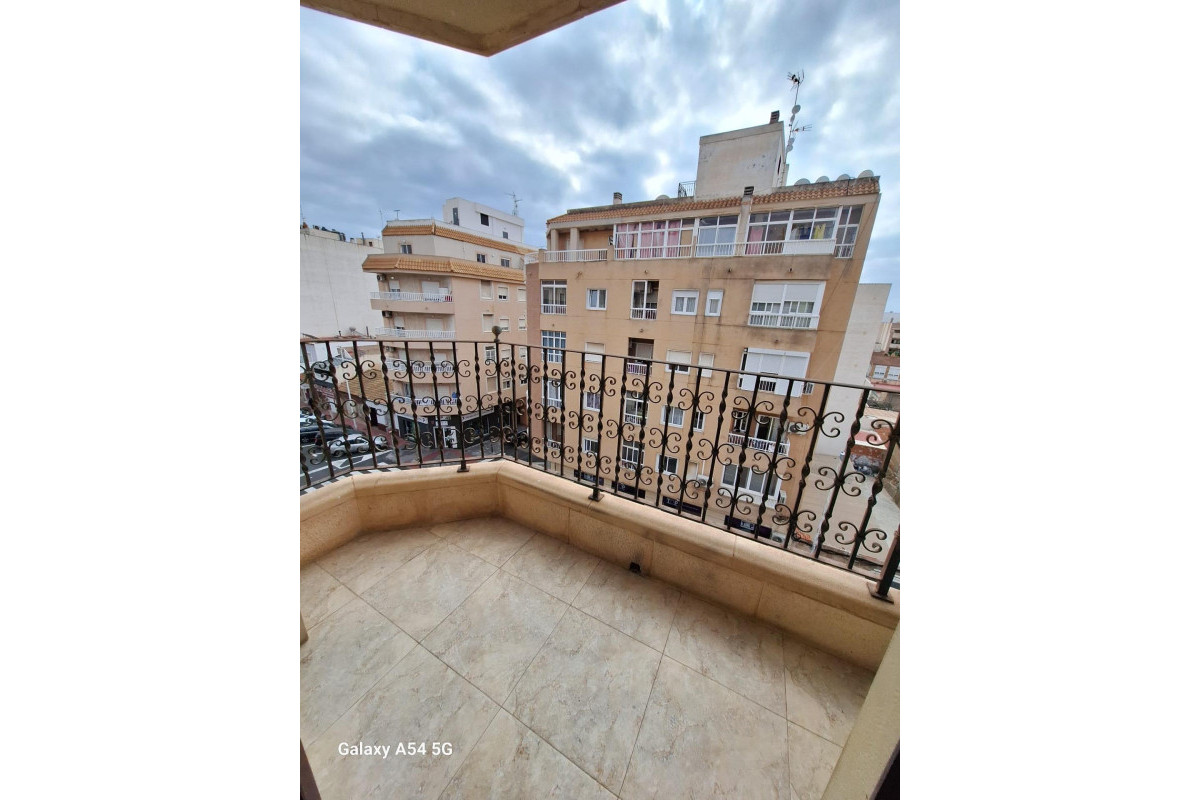 Herverkoop - Appartement  - Torrevieja