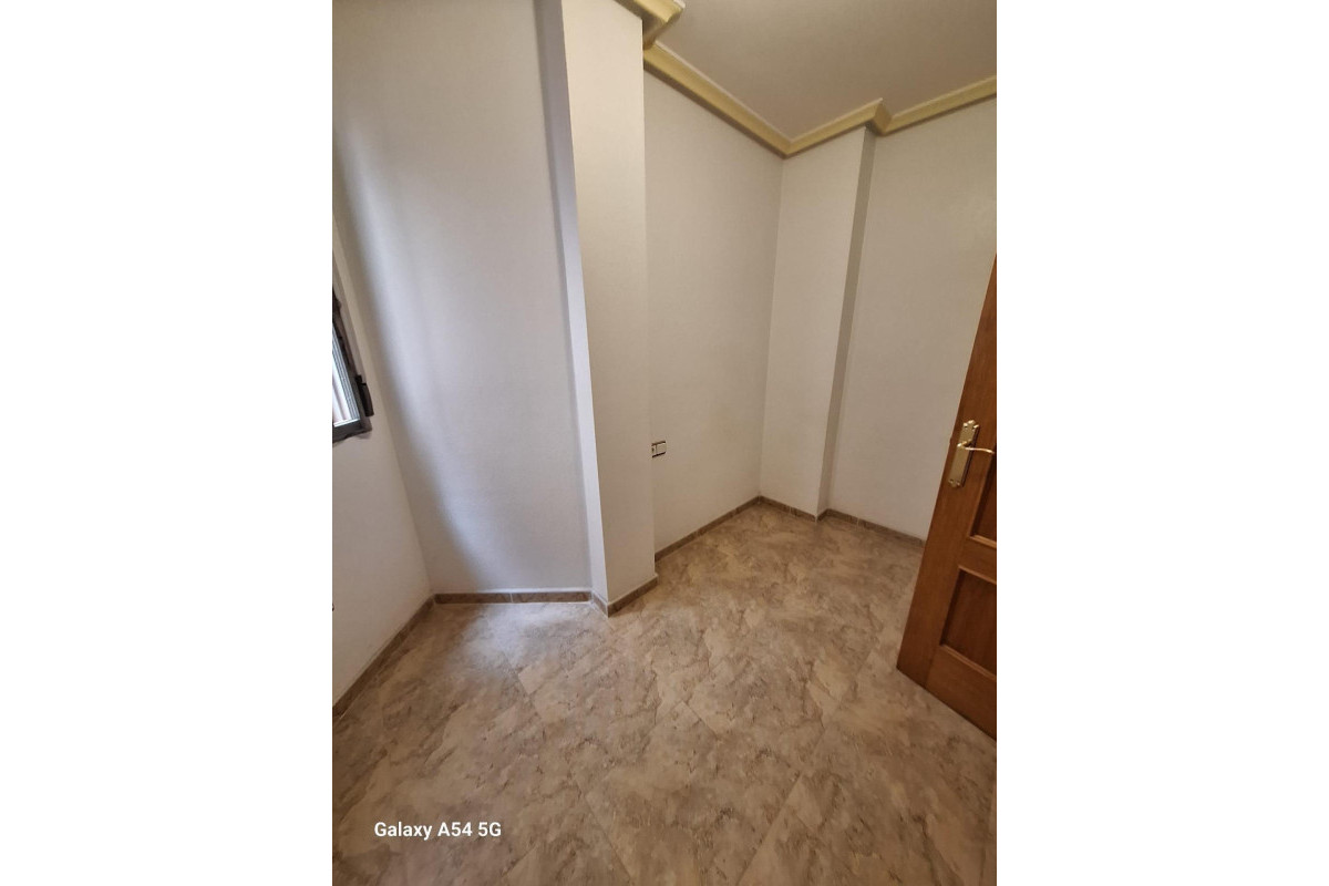 Herverkoop - Appartement  - Torrevieja