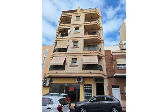 Herverkoop - Appartement  - Torrevieja