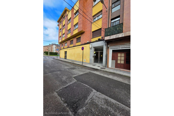 Revente - Negocio - Oviedo - Fozaneldi-Tenderina