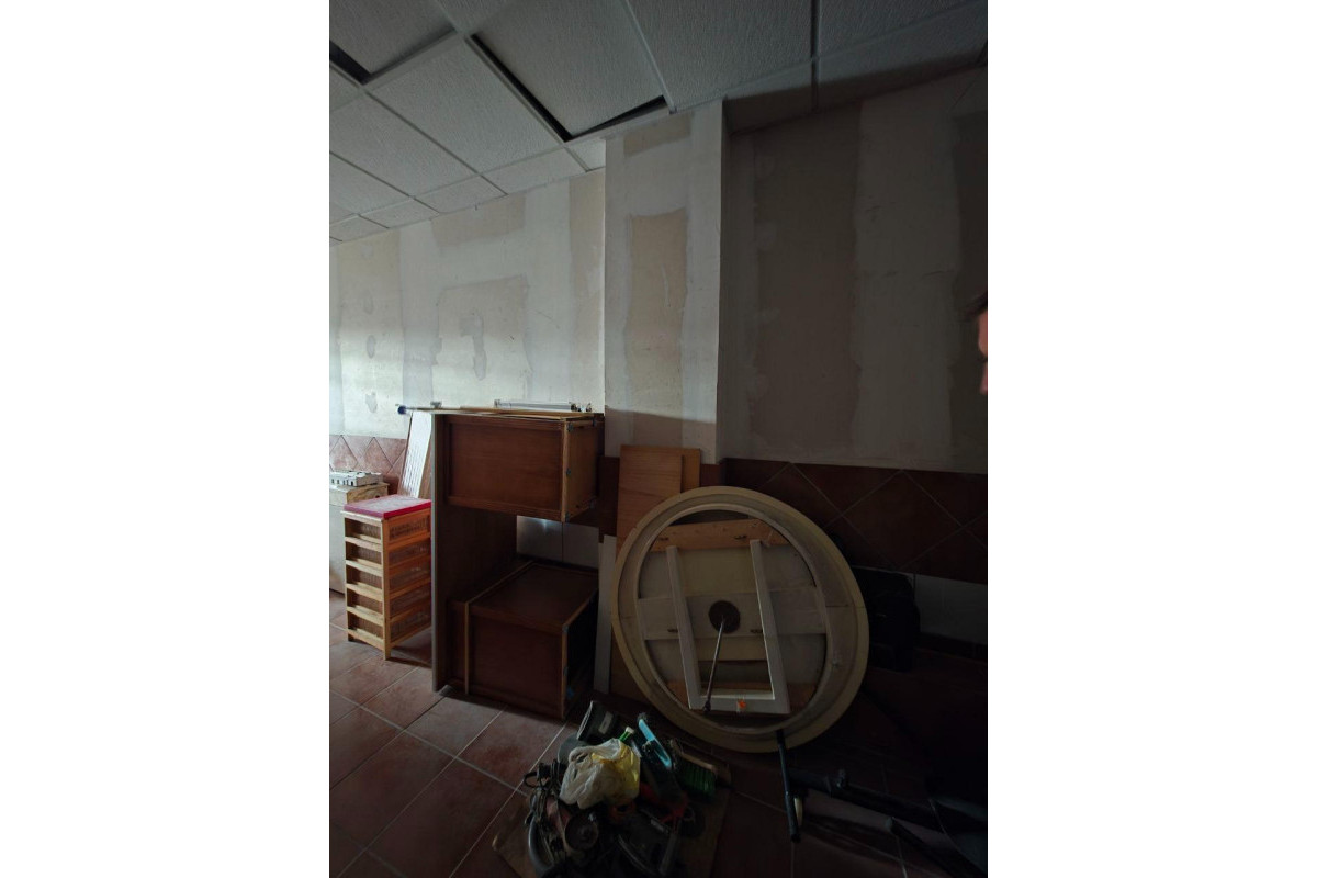 Revente - Negocio - Oviedo - Fozaneldi-Tenderina