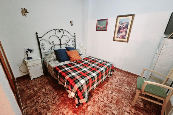 Herverkoop - Appartement  - Torrevieja - Estacion de autobuses