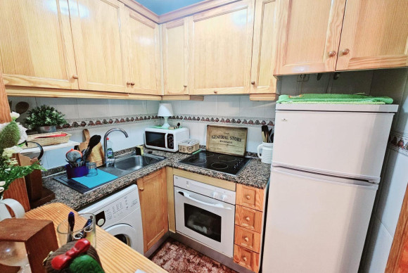 Herverkoop - Appartement  - Torrevieja - Estacion de autobuses