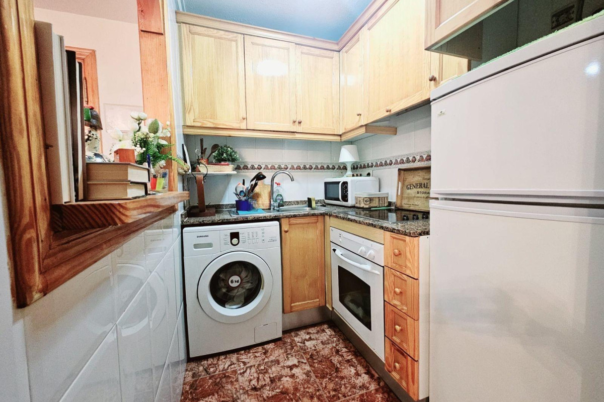 Herverkoop - Appartement  - Torrevieja - Estacion de autobuses