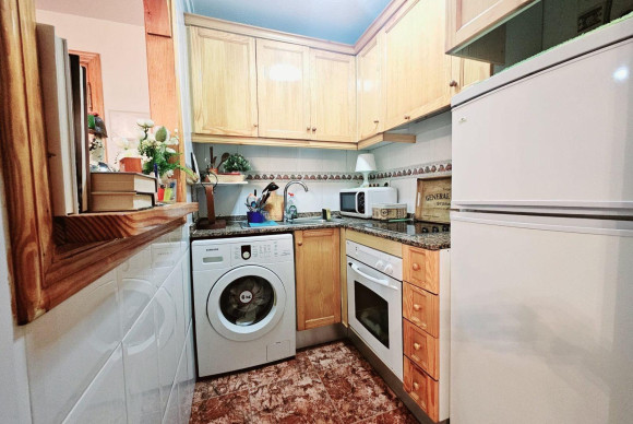 Herverkoop - Appartement  - Torrevieja - Estacion de autobuses