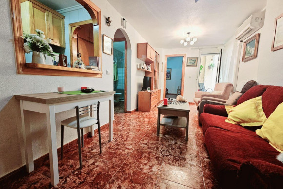 Herverkoop - Appartement  - Torrevieja - Estacion de autobuses