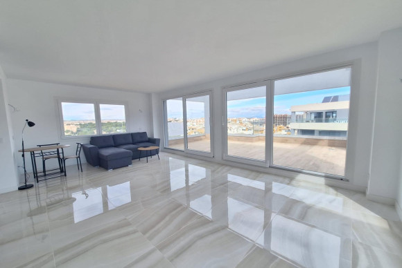 Reventa - Apartamento / piso - Orihuela Costa - Punta Prima