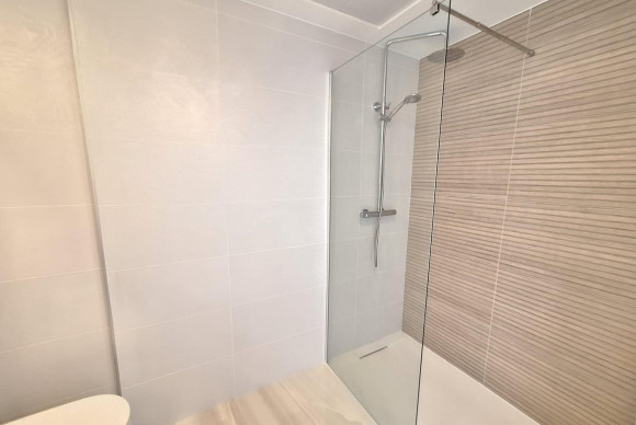 Reventa - Apartamento / piso - Orihuela Costa - Punta Prima