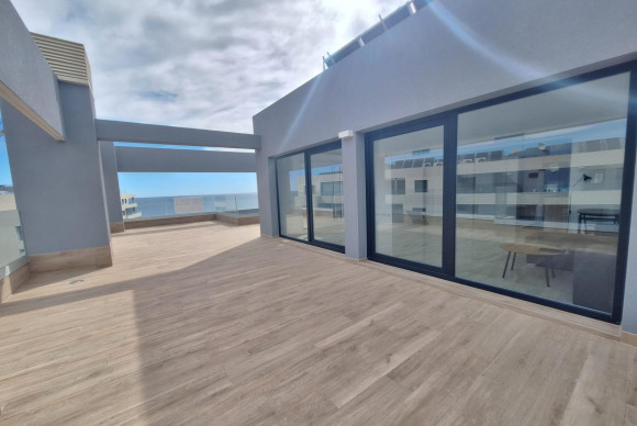 Reventa - Apartamento / piso - Orihuela Costa - Punta Prima