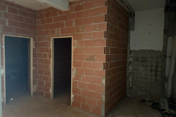 Reventa - Local Comercial - Alicante - Altozano