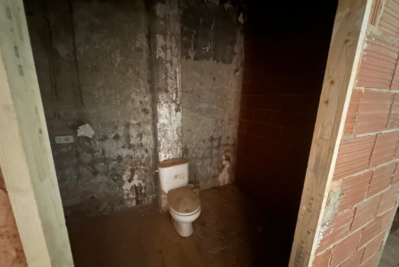 Reventa - Local Comercial - Alicante - Altozano