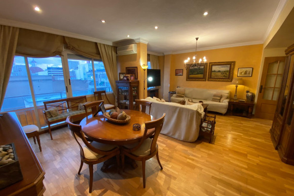 Herverkoop - Appartement  - Alicante - Centro Tradicional