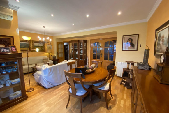 Herverkoop - Appartement  - Alicante - Centro Tradicional