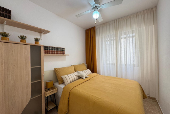 Herverkoop - Appartement  - Torrevieja - Acequion