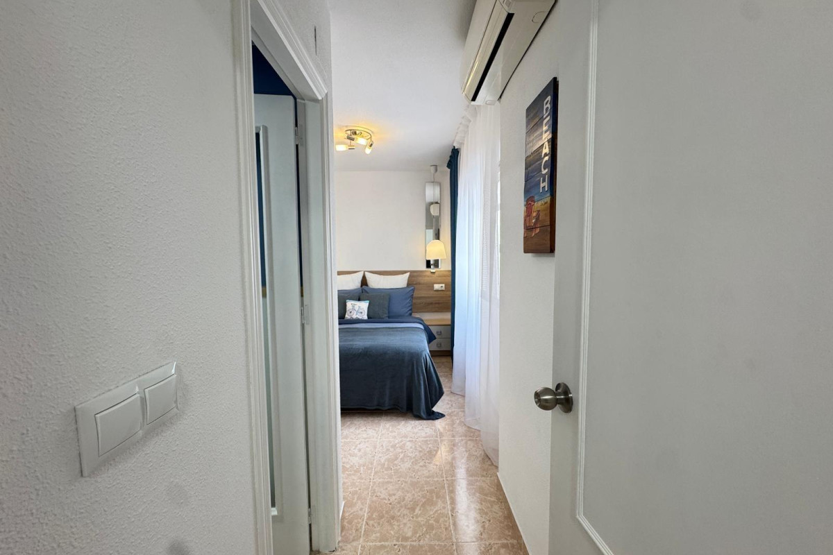 Herverkoop - Appartement  - Torrevieja - Acequion