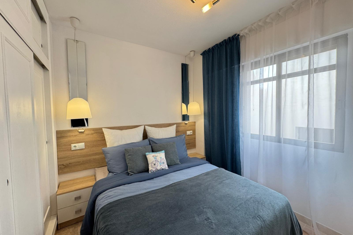 Herverkoop - Appartement  - Torrevieja - Acequion