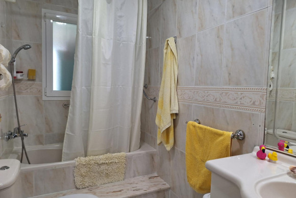 Herverkoop - Appartement  - Alicante - San blas