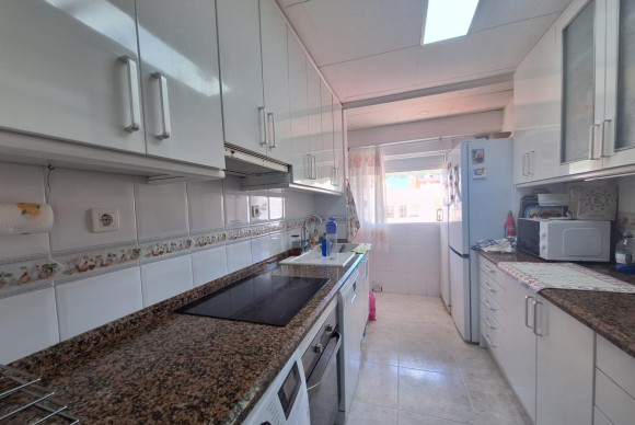 Herverkoop - Appartement  - Alicante - San blas