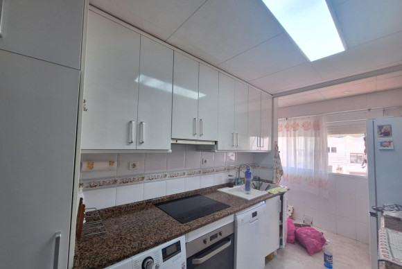 Herverkoop - Appartement  - Alicante - San blas