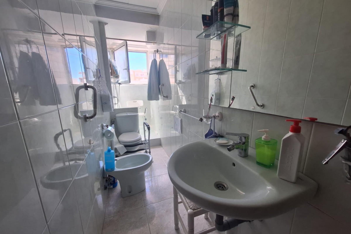 Herverkoop - Appartement  - Alicante - San blas