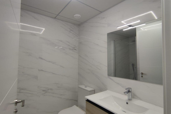 Alquiler a largo plazo - Apartamento / piso - Alicante - Centro Tradicional