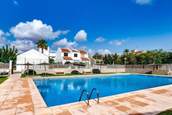 Reventa - Duplex - Torrevieja - Calas blanca