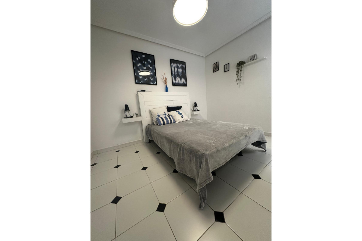 Revente - Appartement - Torrevieja - Centro