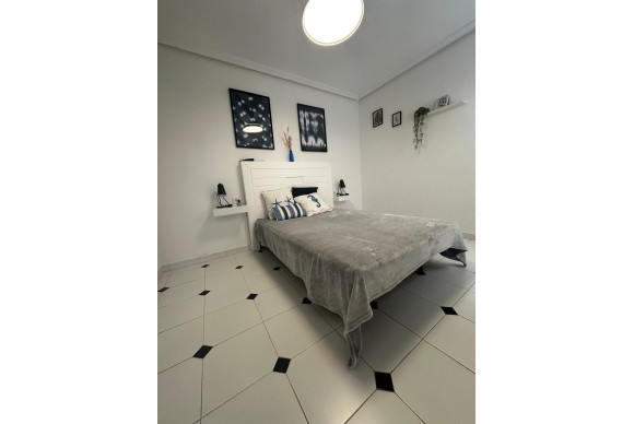 Revente - Appartement - Torrevieja - Centro
