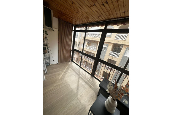 Revente - Appartement - Torrevieja - Centro
