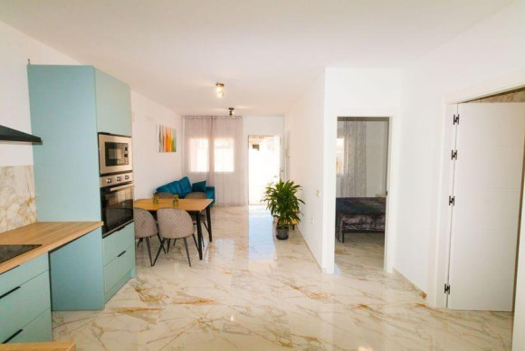 Reventa - House - Torrevieja - San luis