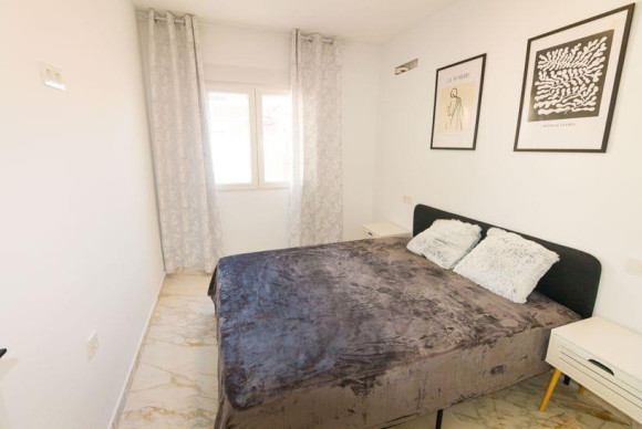 Reventa - House - Torrevieja - San luis