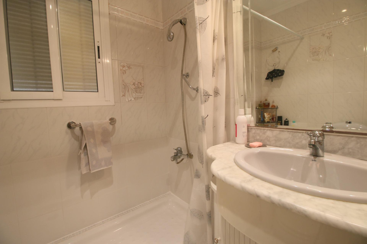 Revente - Appartement - Alicante - San blas