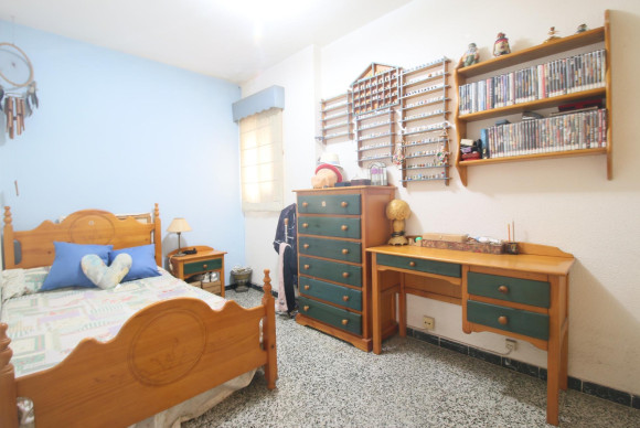 Revente - Appartement - Alicante - San blas